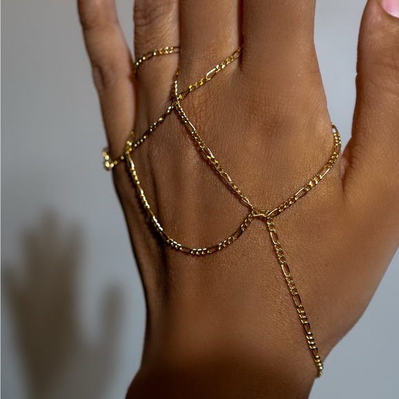 14k diamond cut petite figaro chain necklace in 24 inch solid gold stamped au585 - Picture 2 of 9